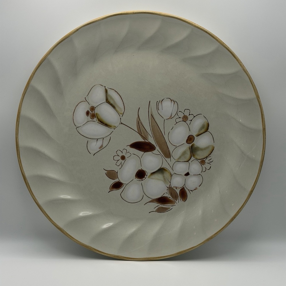 2 HEARTHSIDE JAPAN SCULPTURA FELICITY Hand Painted Floral‎ 10.5" DINNER PLATES